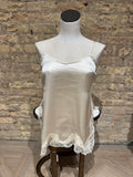 Hollis Top