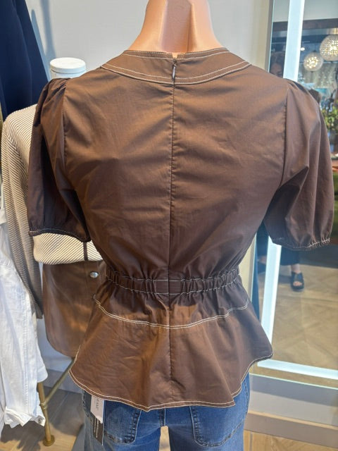 Short Sleeve V-Neck Belted Detail Top