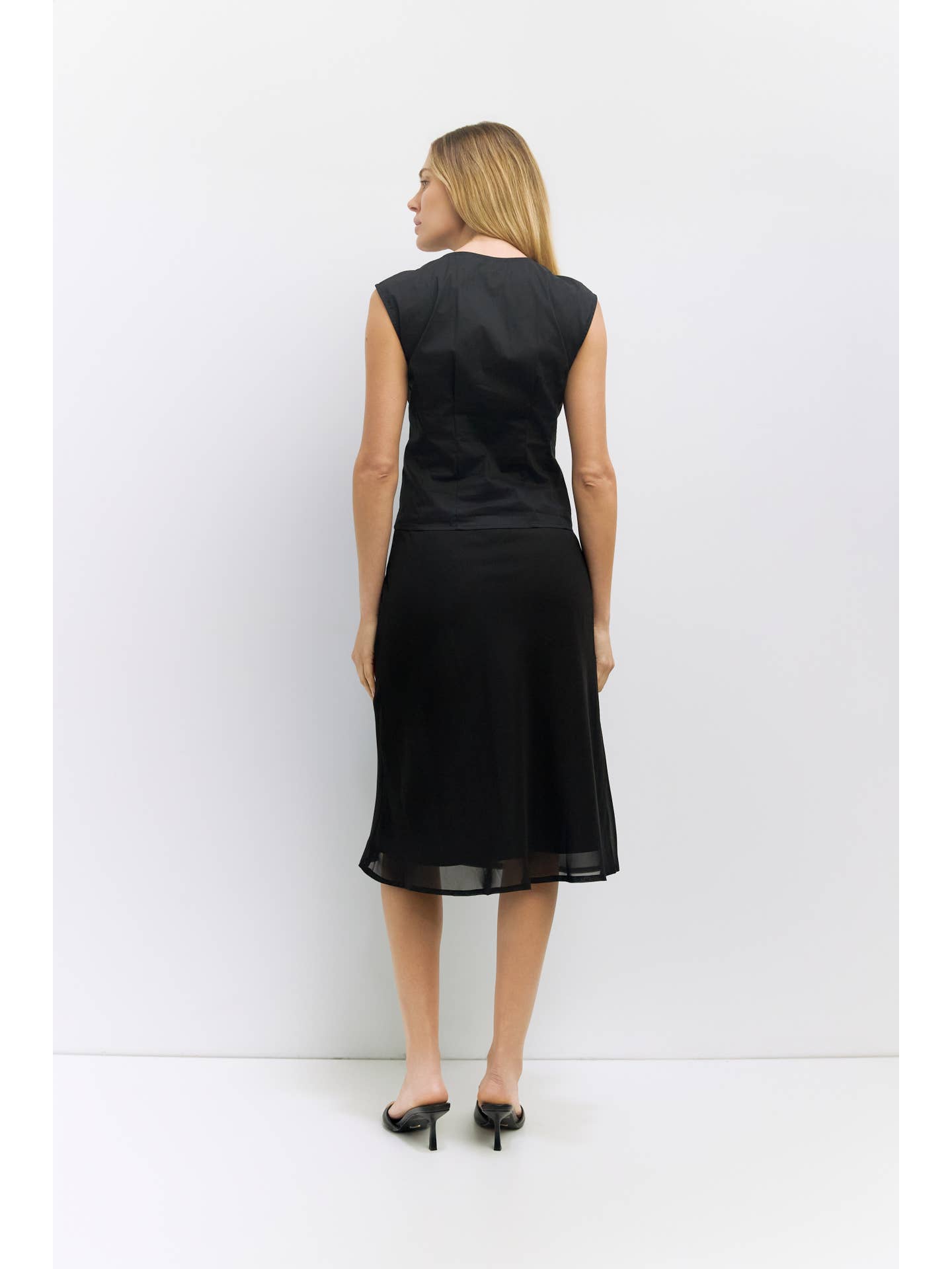 The Vicky Pleated Sleeveless Blouse