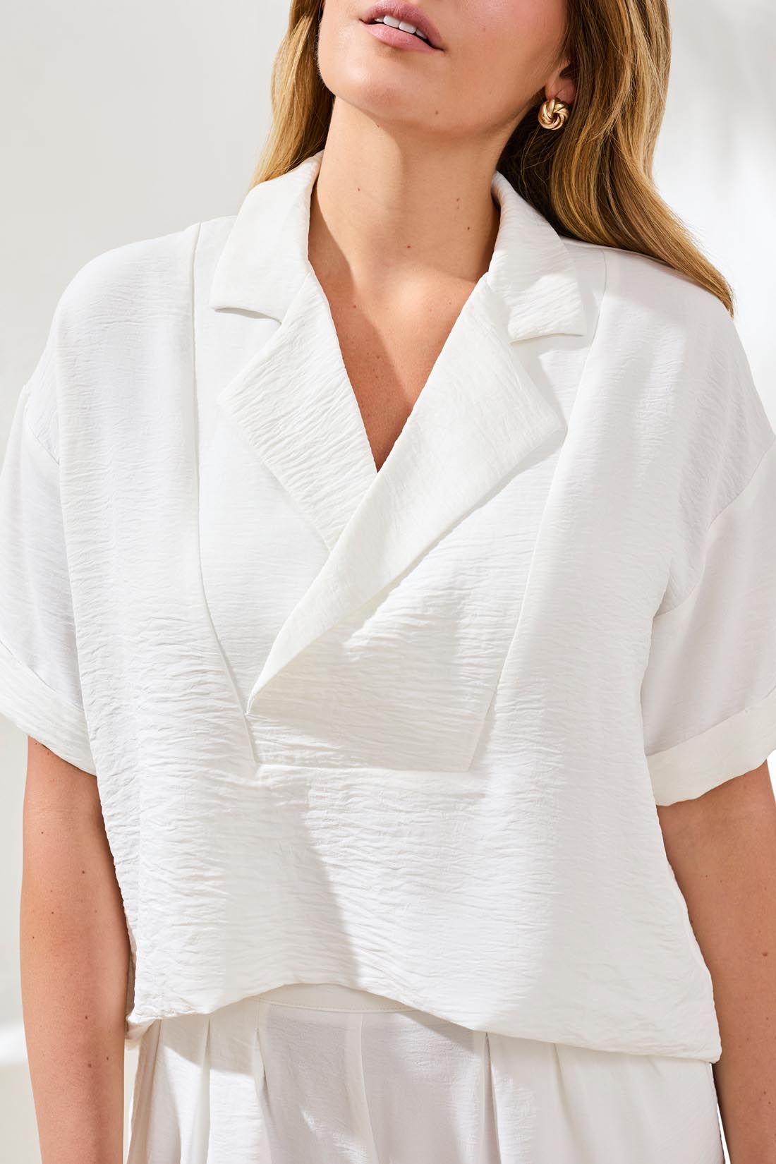 LAPEL COLLAR V-NECK SHORT SLEEVE SHIRT